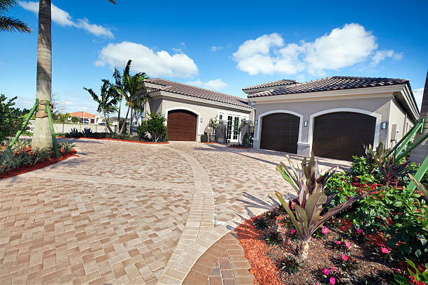 Best Interlocking Driveway Pavers  in Gueydan, LA